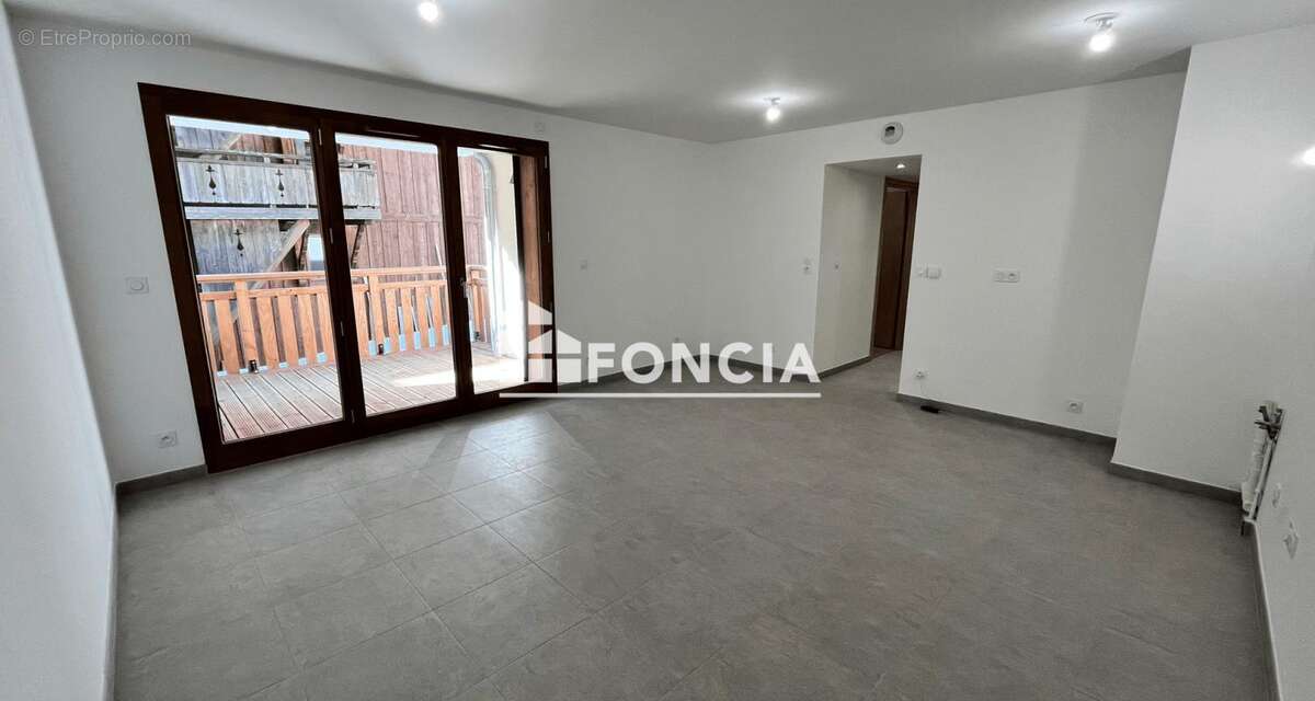 Appartement à CHAMPAGNY-EN-VANOISE