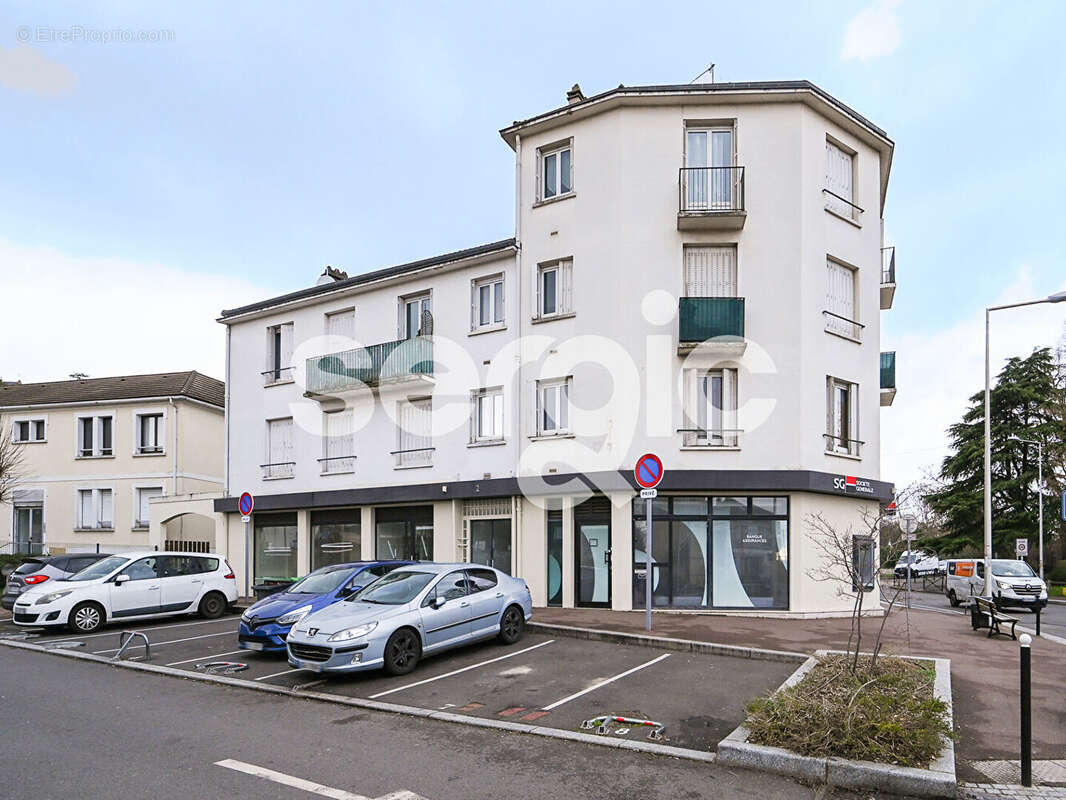 Appartement à ATHIS-MONS