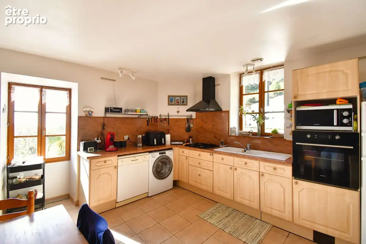 Maison 5 pièces 130 m² à vendre à Saint-Prix (71990) - photo 5