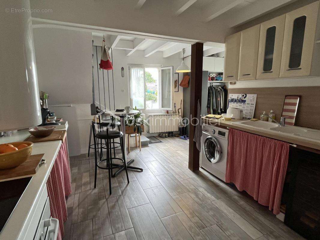 Maison à SAINT-GEORGES-DE-DIDONNE