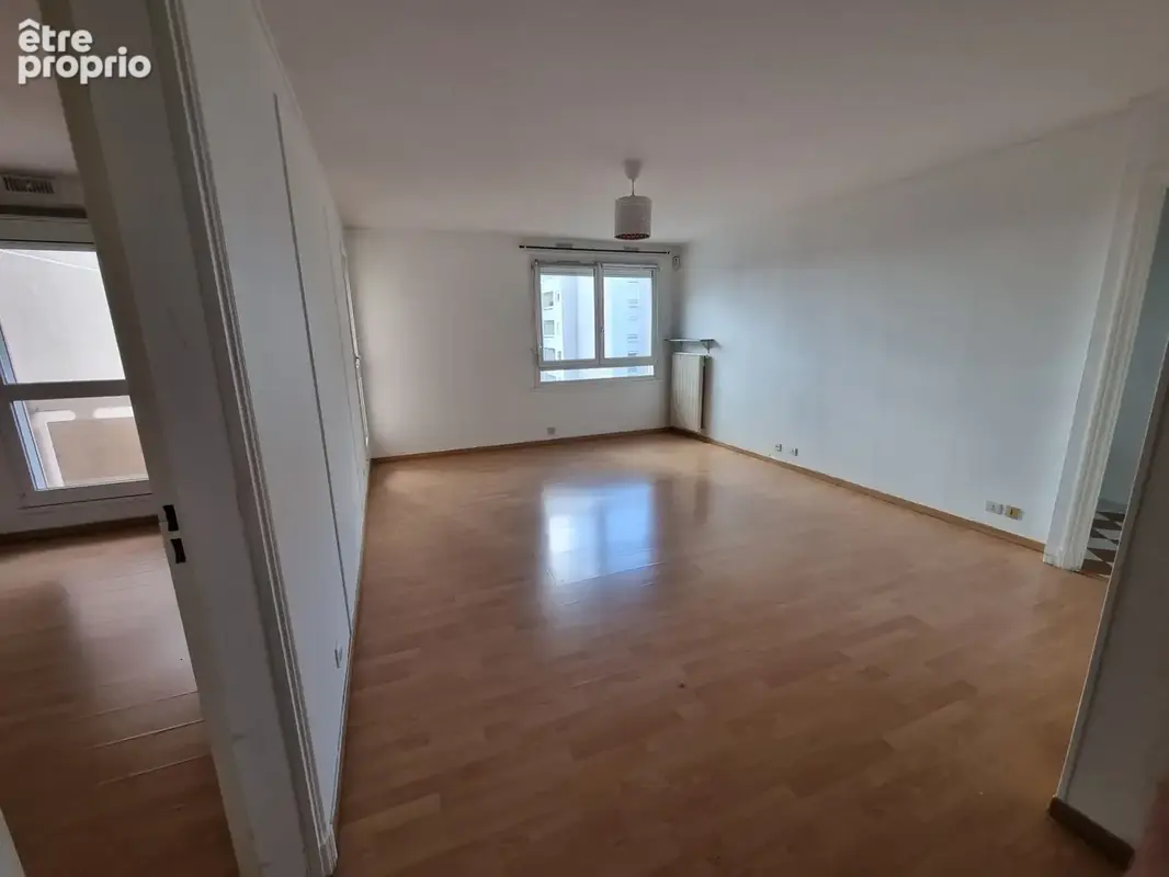 Appt 93.96m2 - 4 chambres   2 PARKINGS   2 BALCONS. - photo 2