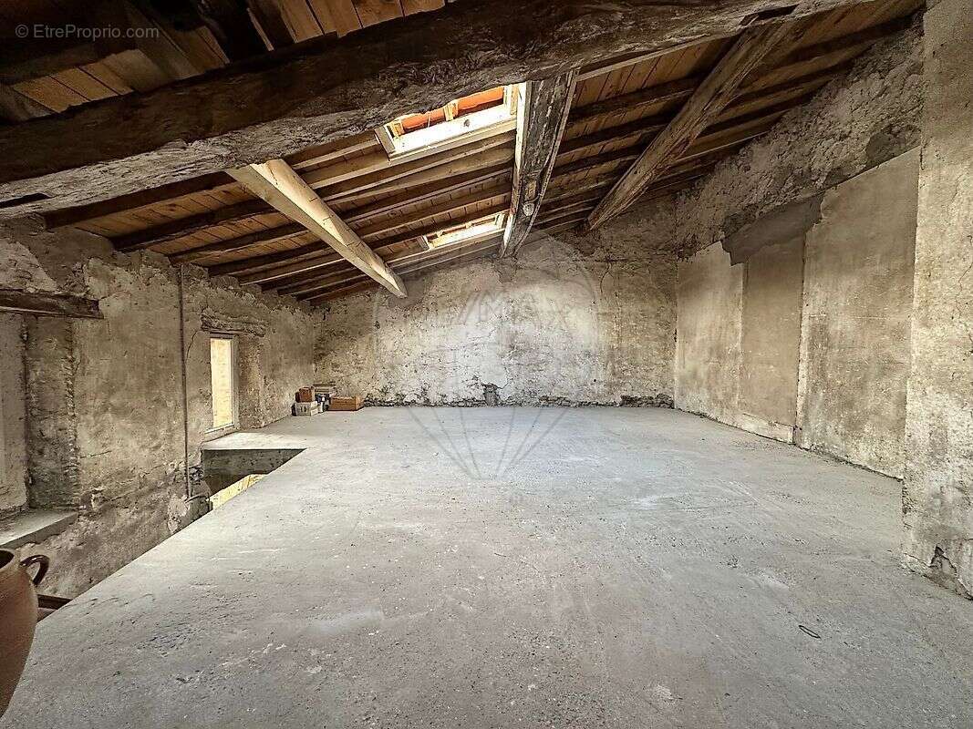 Maison à MEDIS