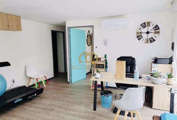 Commerce à VILLENAVE-D&#039;ORNON