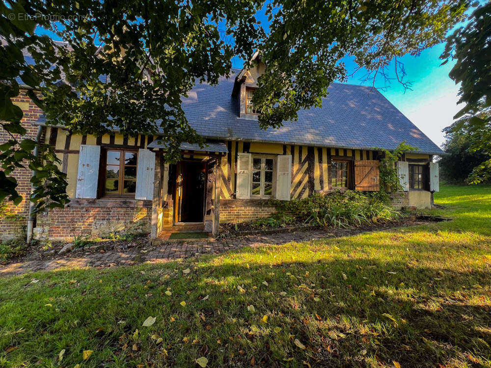 Maison à CROUTTES