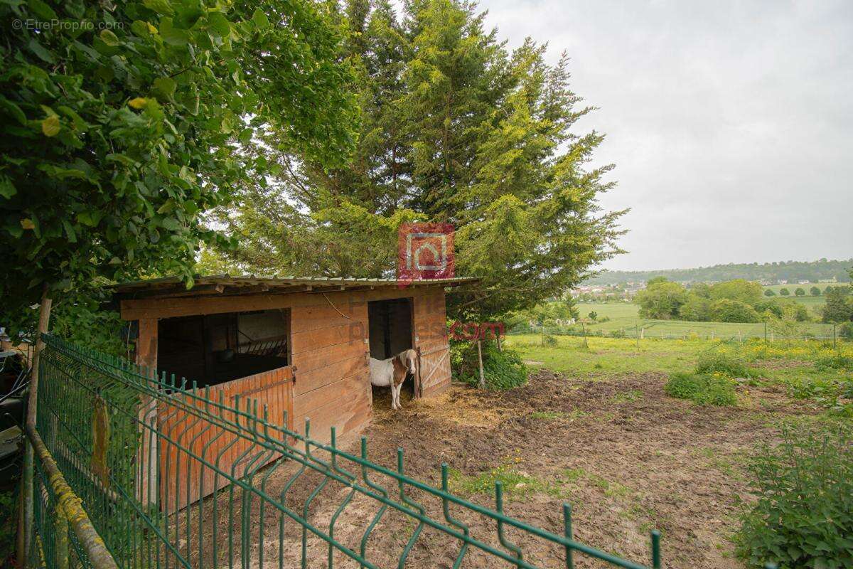 Maison à VARREDDES