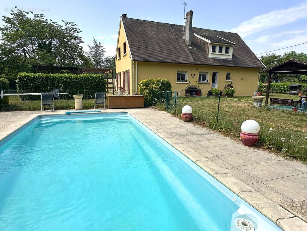 Maison à MONTPON-MENESTEROL