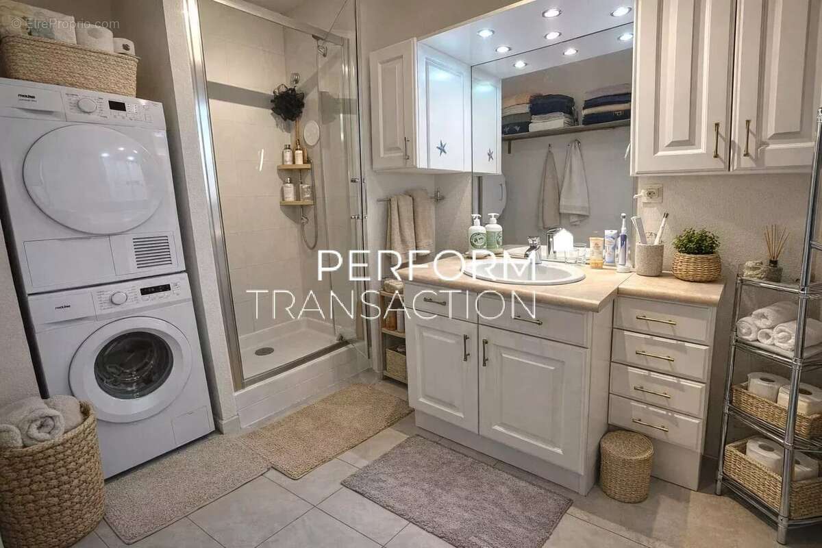 Appartement à RIVES