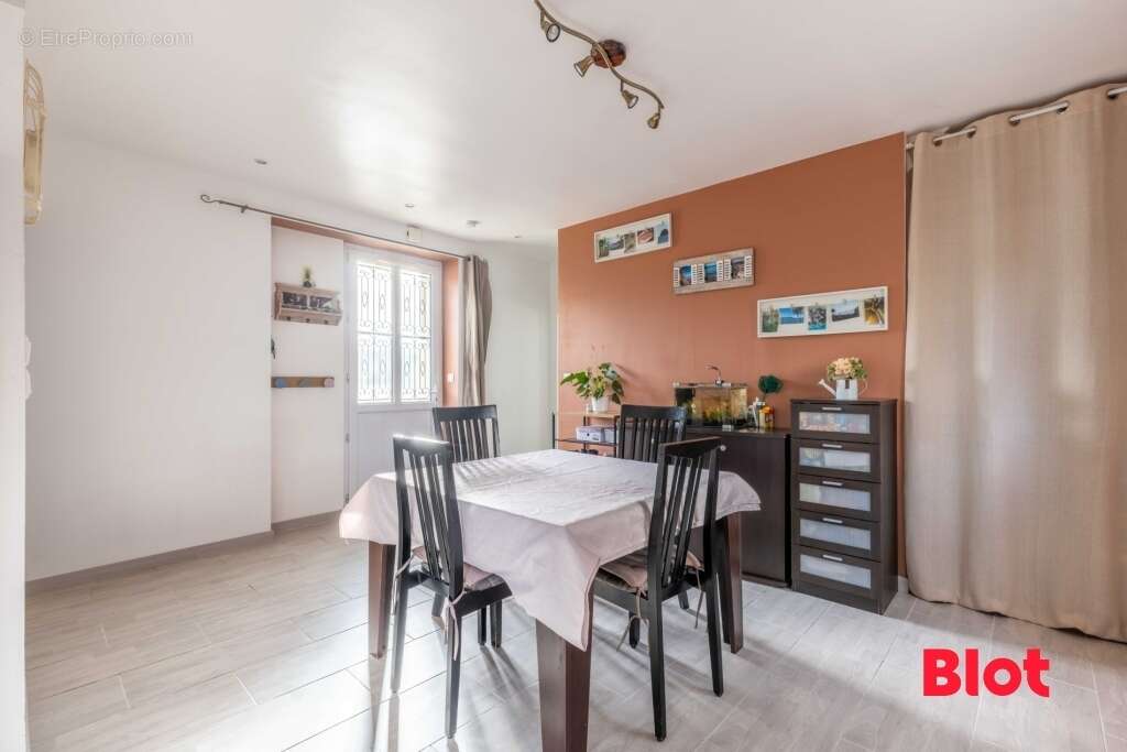 Maison à SAINT-AUBIN-D&#039;AUBIGNE