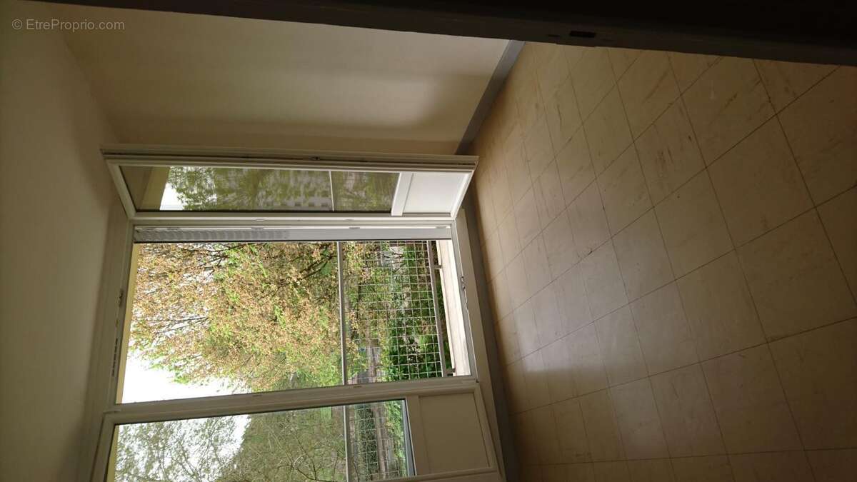 Appartement à DECINES-CHARPIEU