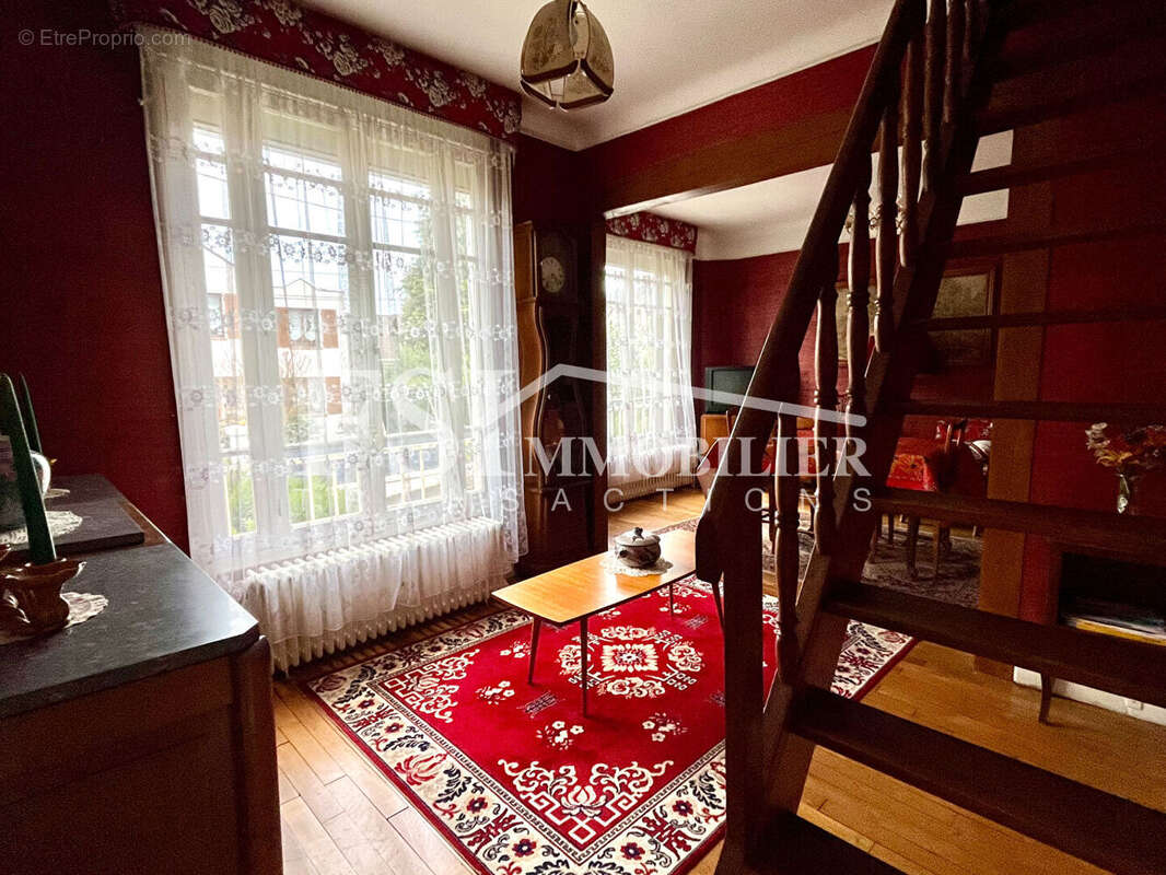 Maison à SAINT-LEU-LA-FORET