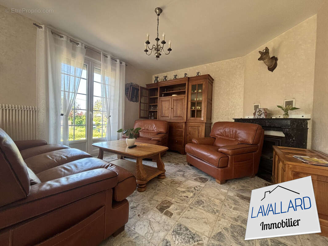 Maison à AILLY-SUR-NOYE