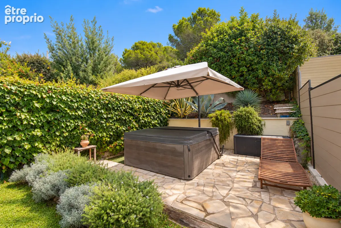 Boulouris - maison 4 pièces rénovée avec jardin - photo 13