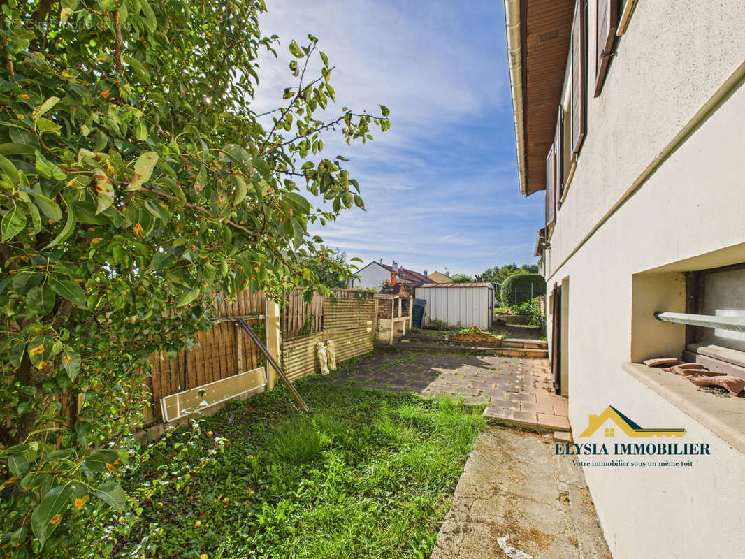 Maison à PAGNY-SUR-MOSELLE