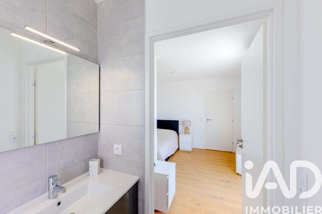 Photo 9 - Appartement à ASNIERES-SUR-SEINE