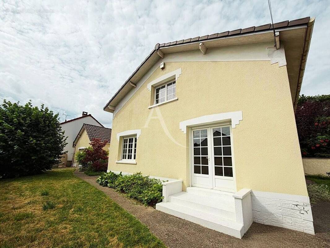 Maison à MITRY-MORY