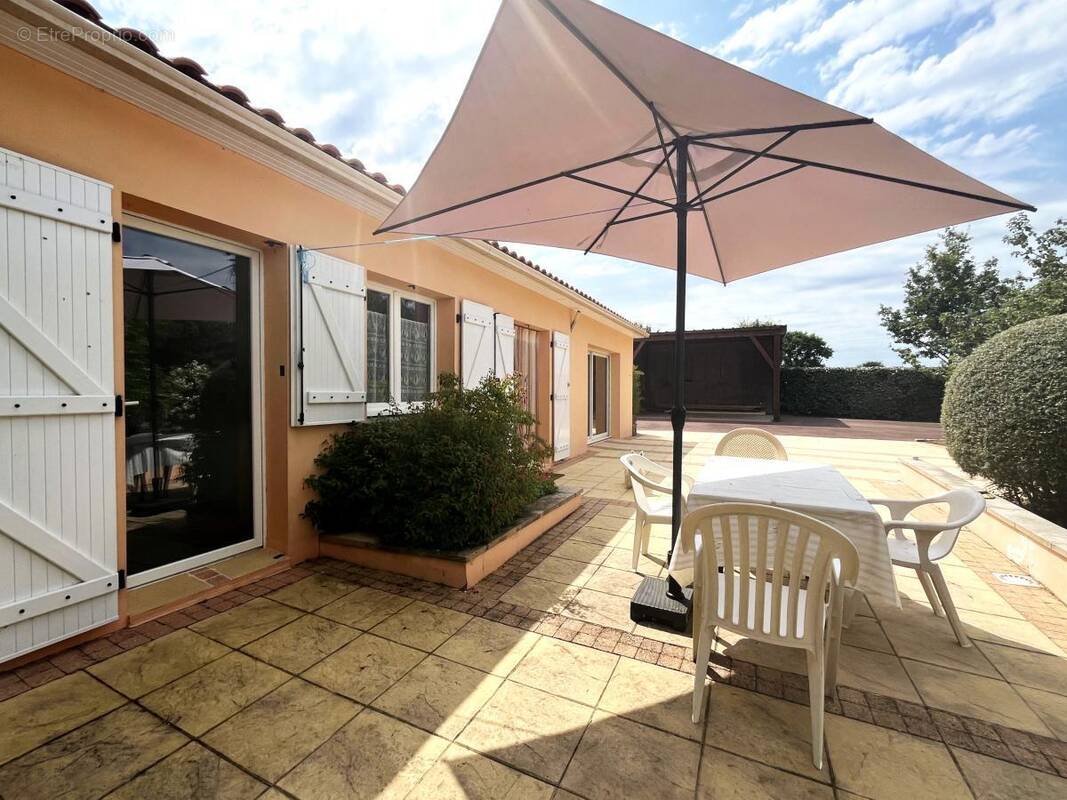 Maison à SAINT-MICHEL-CHEF-CHEF