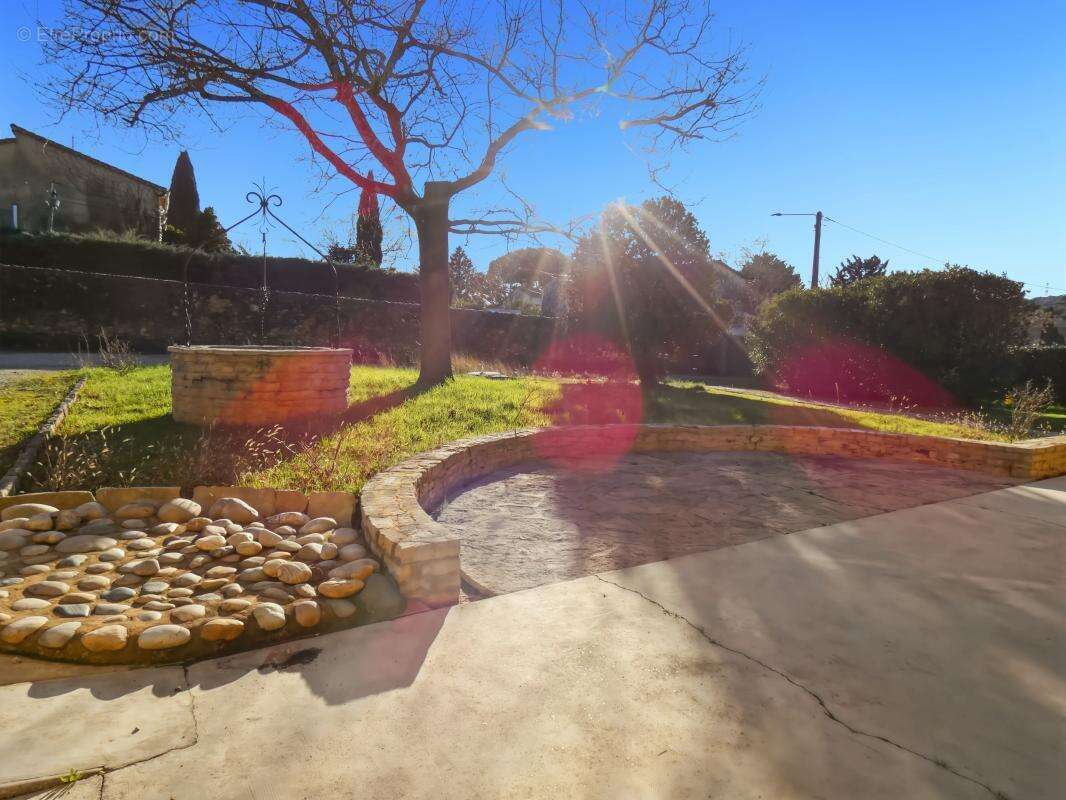 Maison à BAGNOLS-SUR-CEZE
