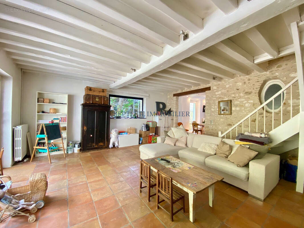 Maison à THOIRY