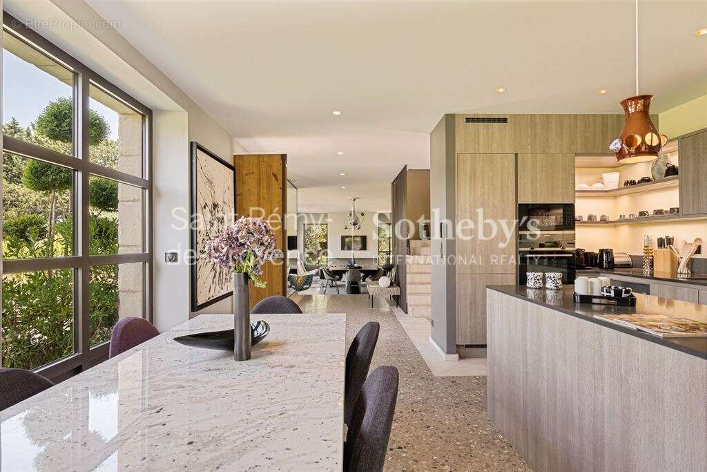 Maison à EYGALIERES