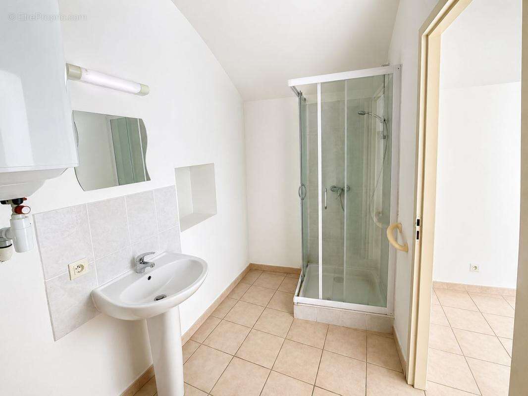 Appartement À Vendre - photo 5