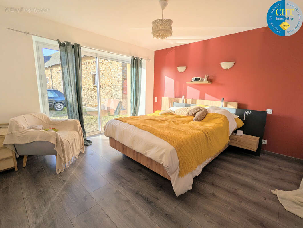 Maison à LES BRULAIS