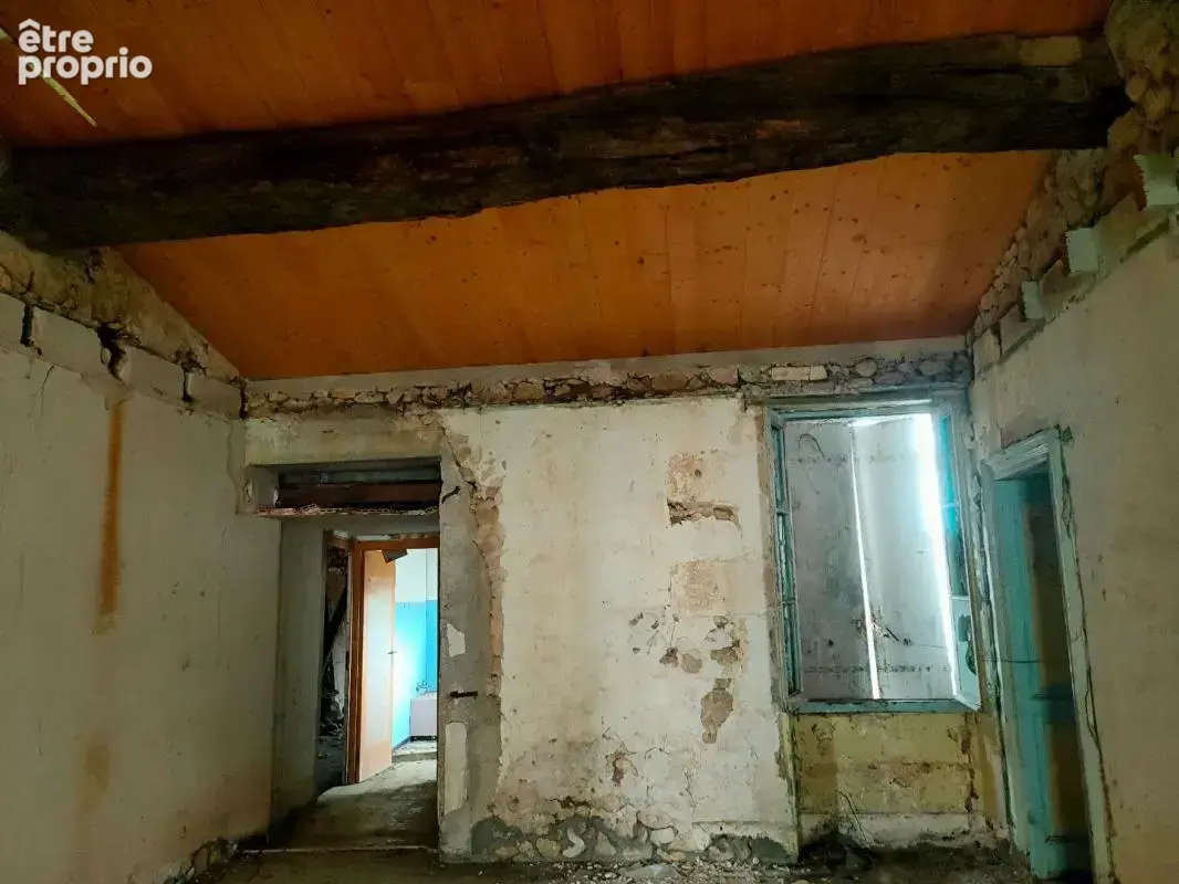 Maison en pierre a rénover 360 m² avec garage - photo 7