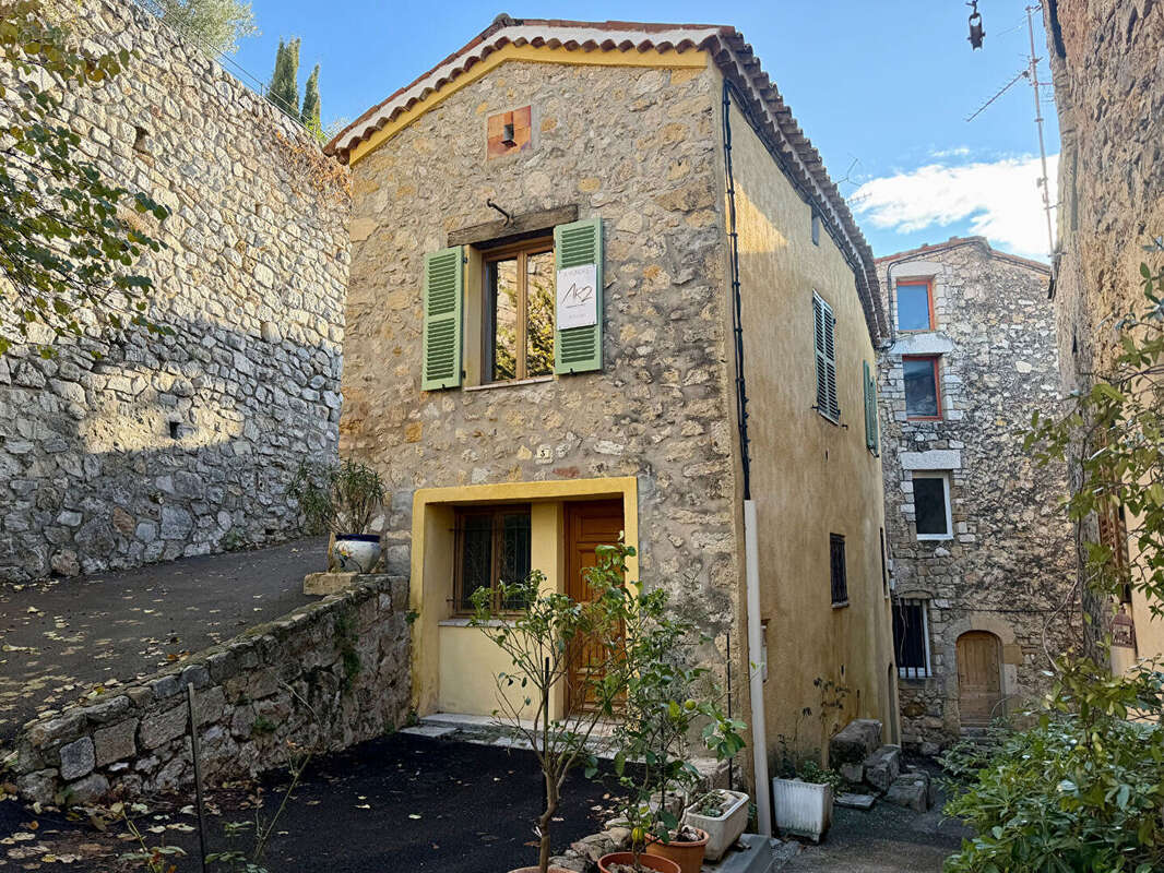 Maison à CALLIAN