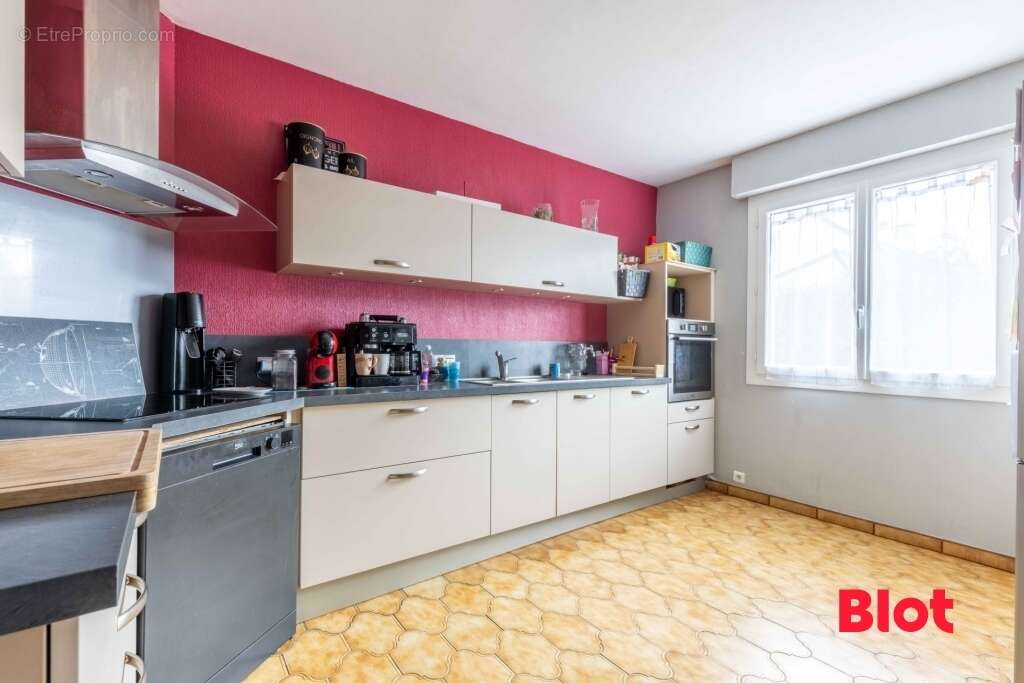 Maison à THORIGNE-FOUILLARD