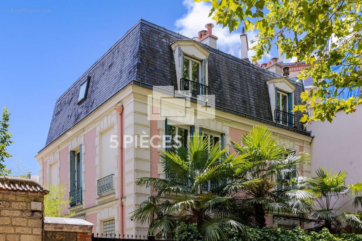 Maison à SAINT-MANDE