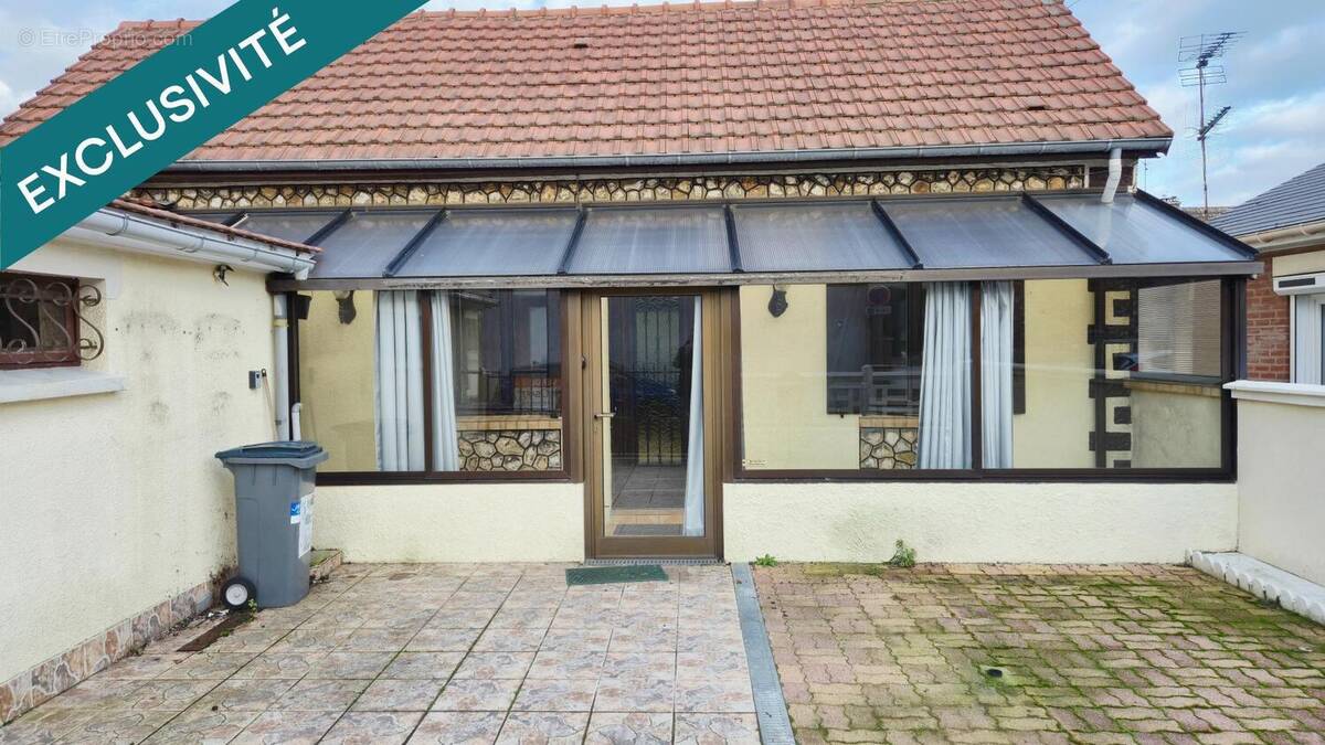 Photo 1 - Maison à SAINT-ETIENNE-DU-ROUVRAY