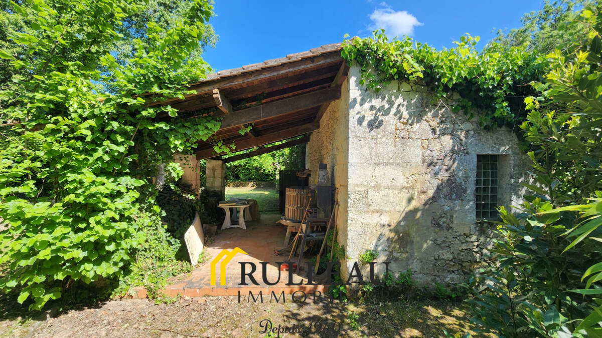 Maison à LA LANDE-DE-FRONSAC