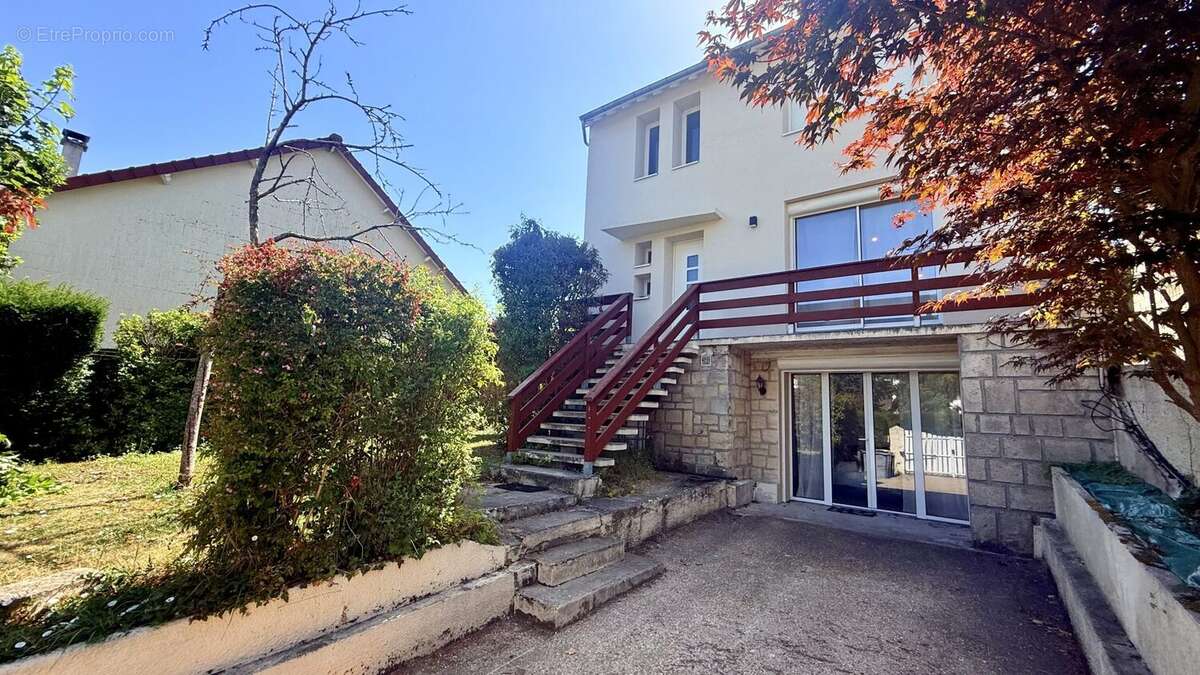 Maison à ECQUEVILLY