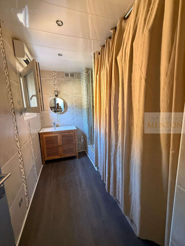 Appartement à MENTON