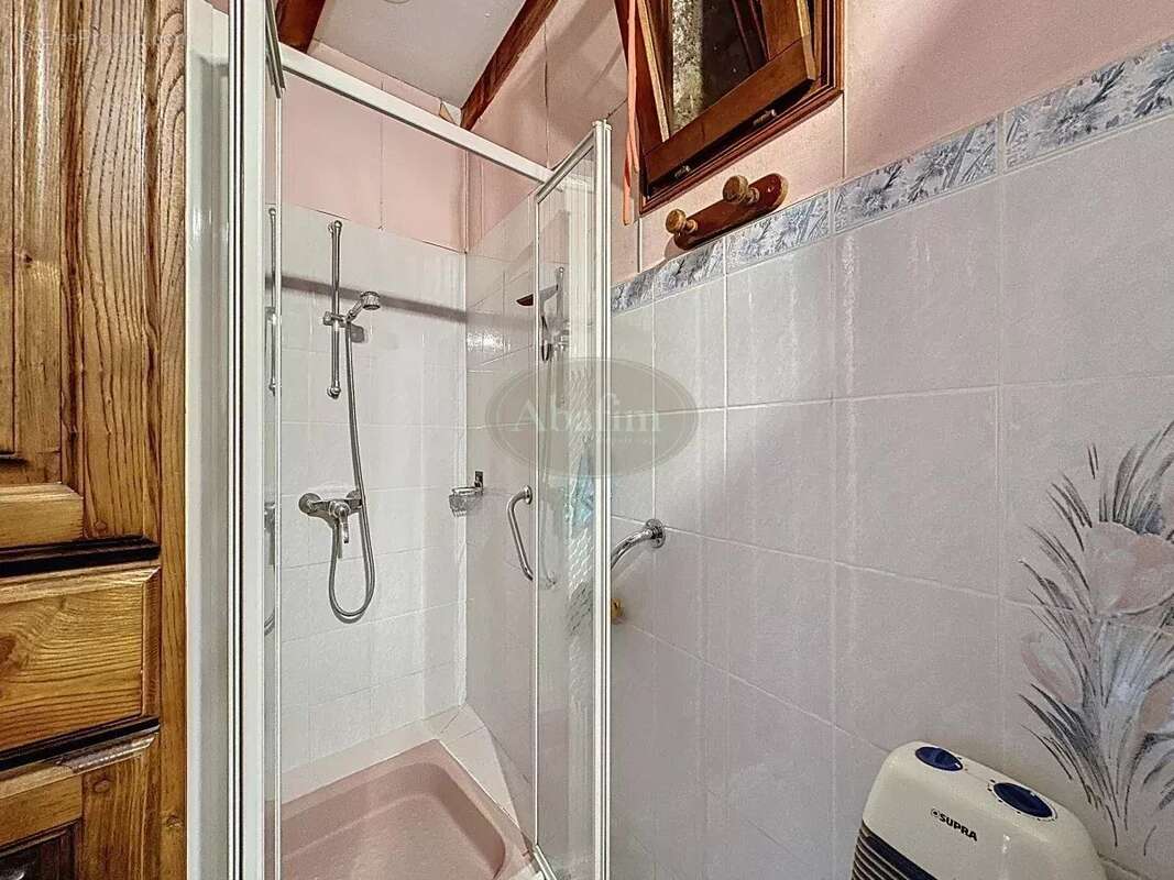 Maison à SAINTE-DODE