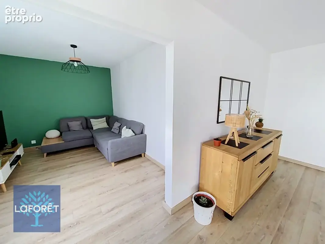 Appartement Fougeres  4 pièce(s) 80 m2 - photo 6