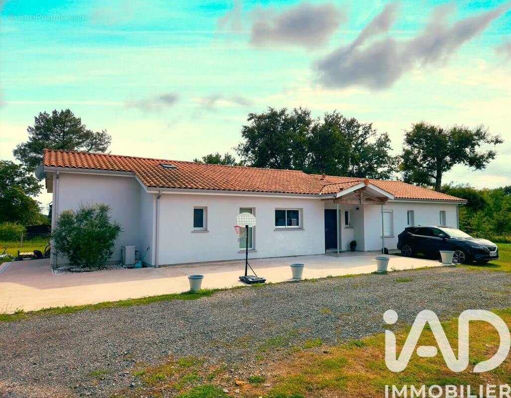 Photo 1 - Maison à GAJAC