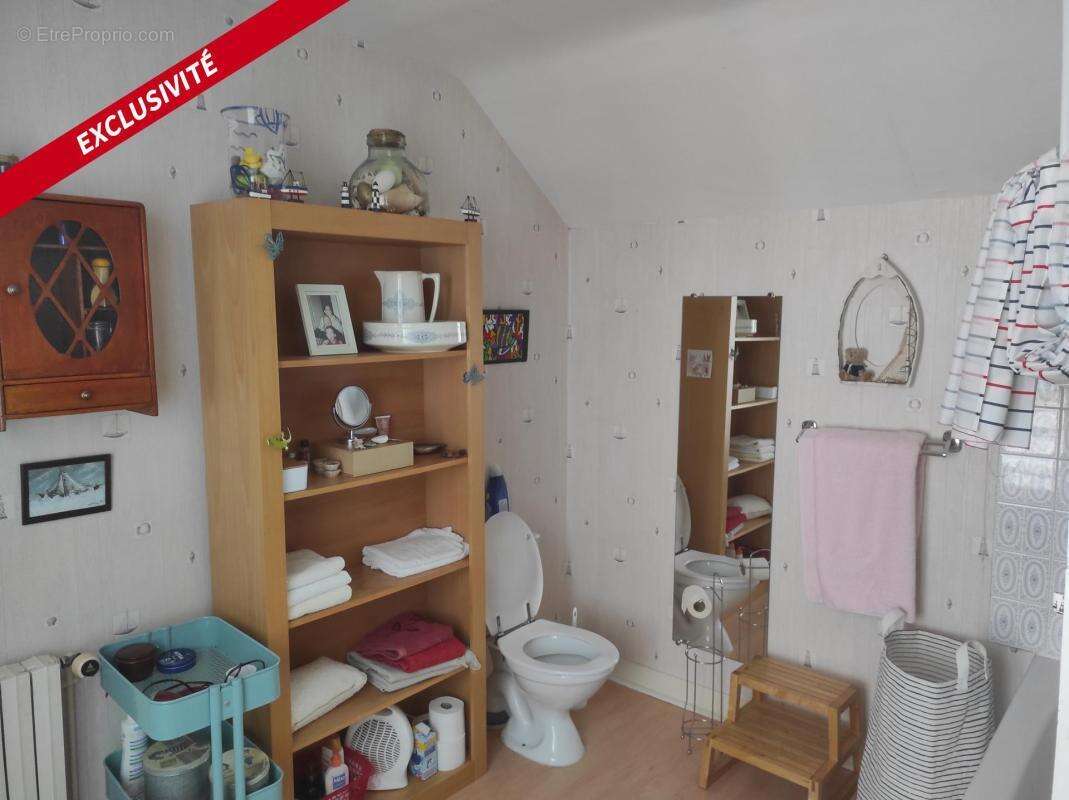 Maison à SAINT-JEAN-D'ANGELY