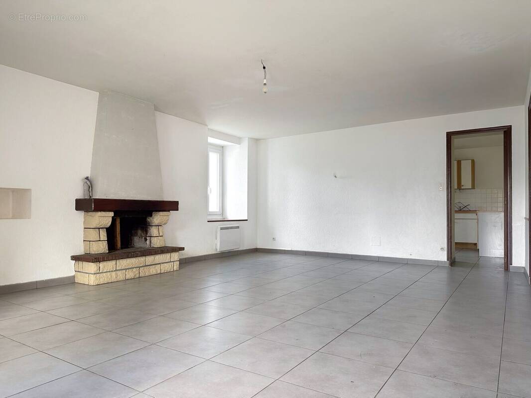 Maison 95 m² à Bain-De-Bretagne  - photo 3