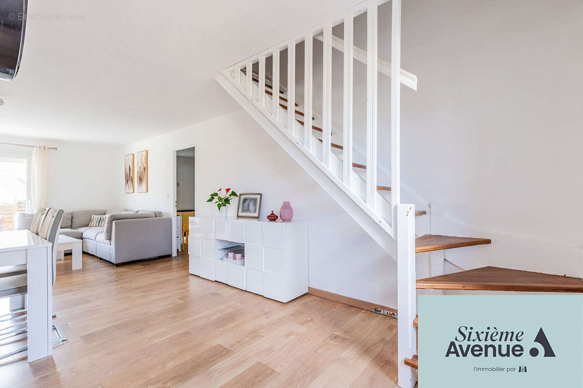 Maison à CHILLY-MAZARIN