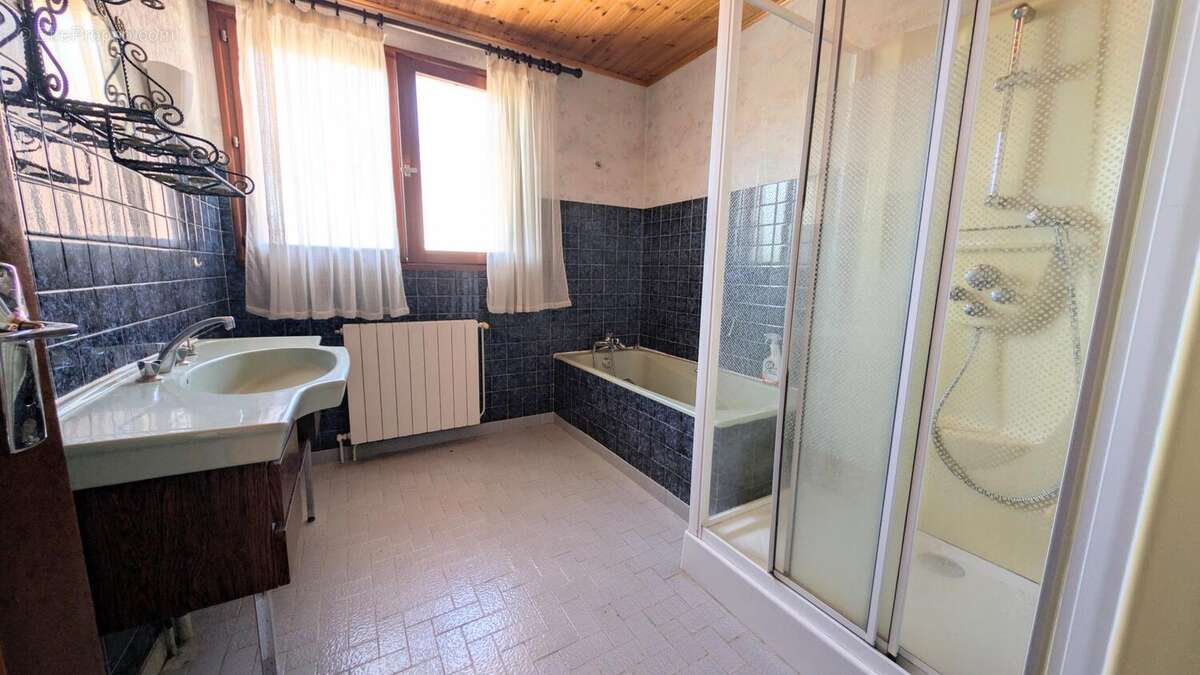 Photo 8 - Maison à MONTAGNAT