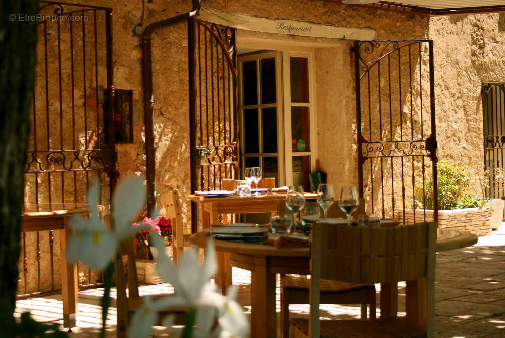 Maison à MOUSTIERS-SAINTE-MARIE