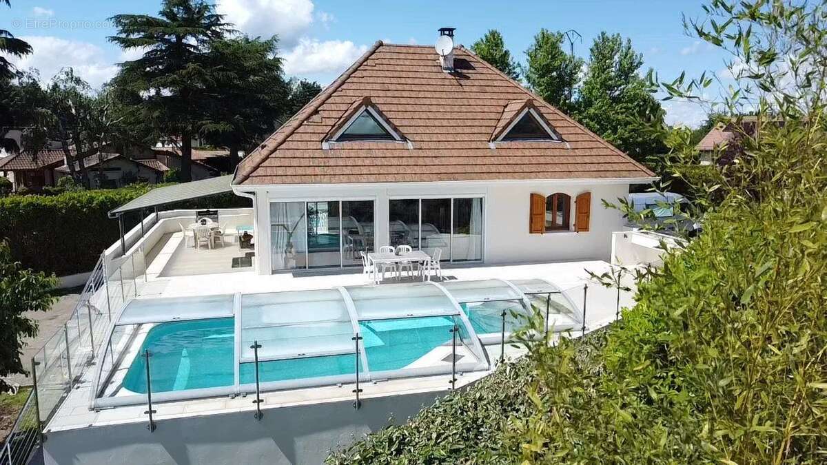Maison à BOURGOIN-JALLIEU