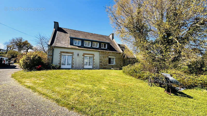 Maison à ROSCANVEL
