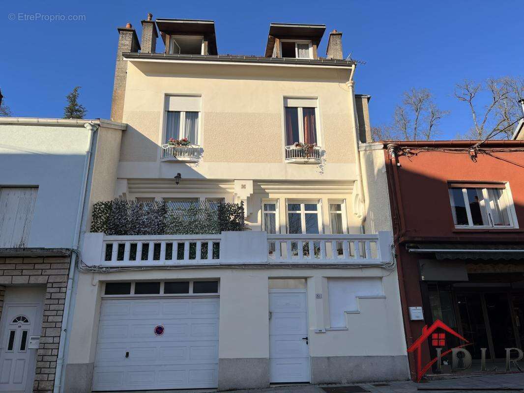 Maison à BOURBONNE-LES-BAINS