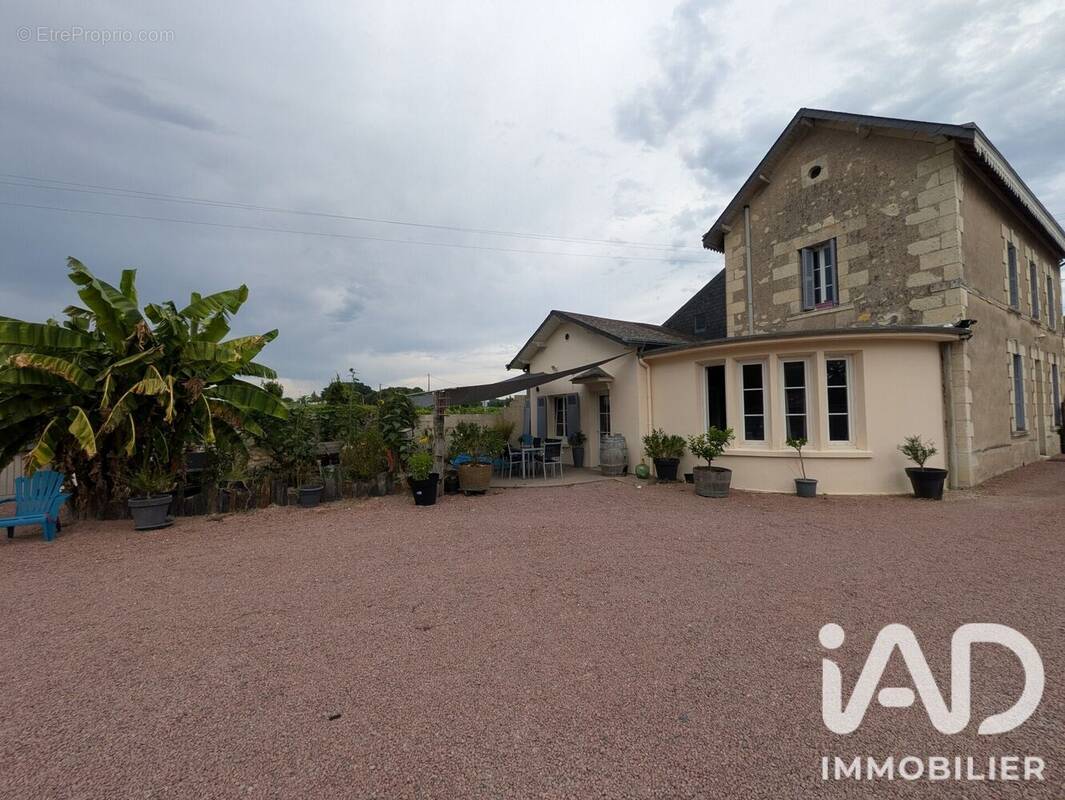 Photo 1 - Maison à BENAIS