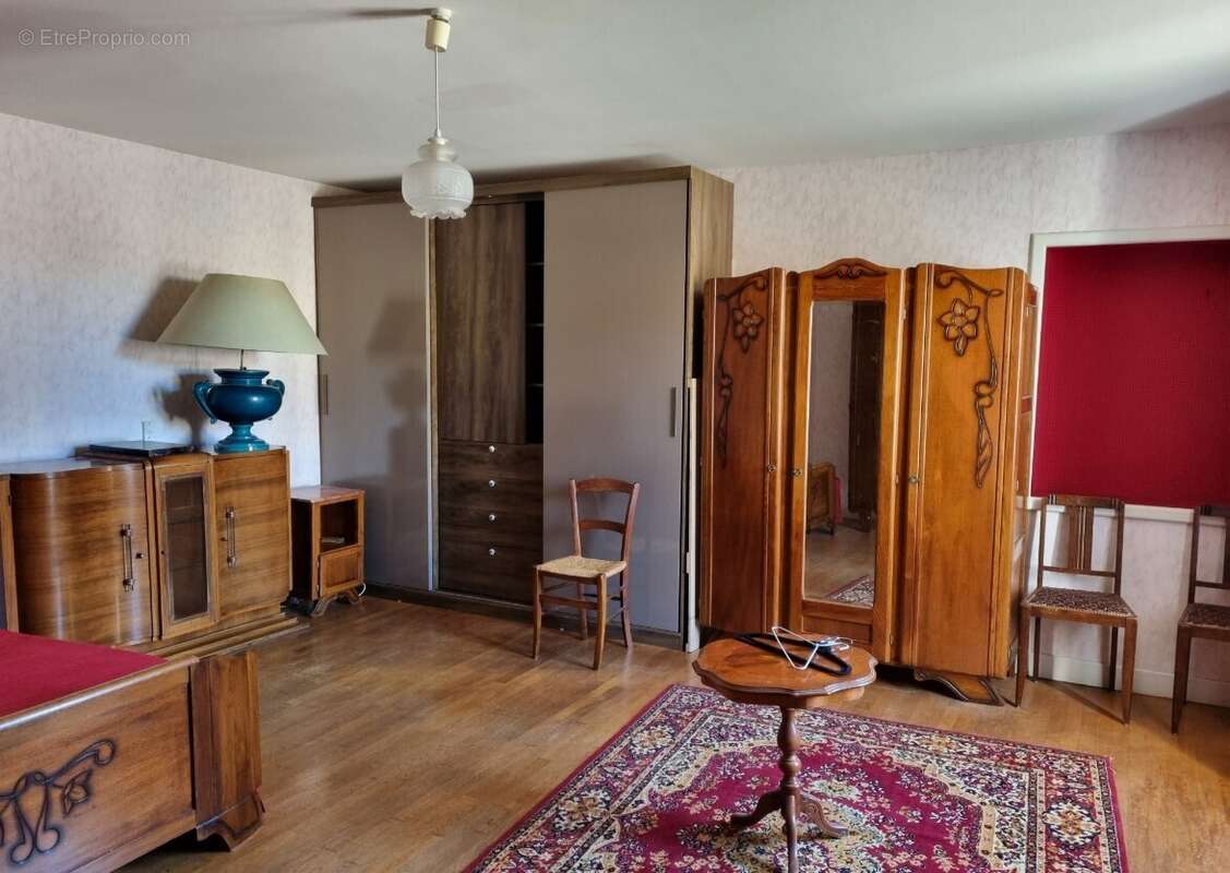 Maison à CHASSIGNOLLES