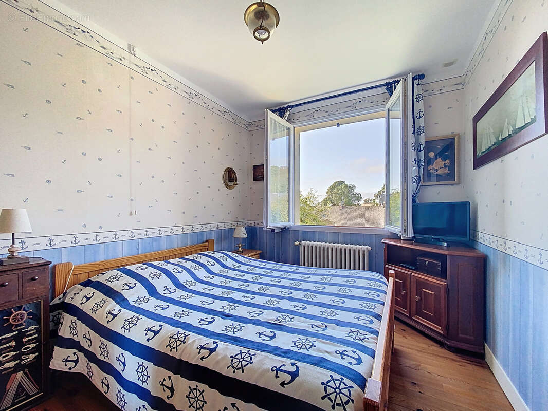 Maison à SAINT-GEORGES-DE-LA-RIVIERE