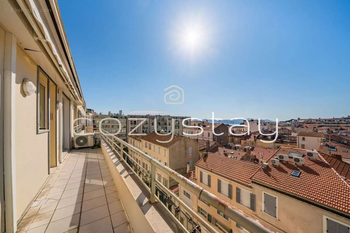 Appartement à CANNES