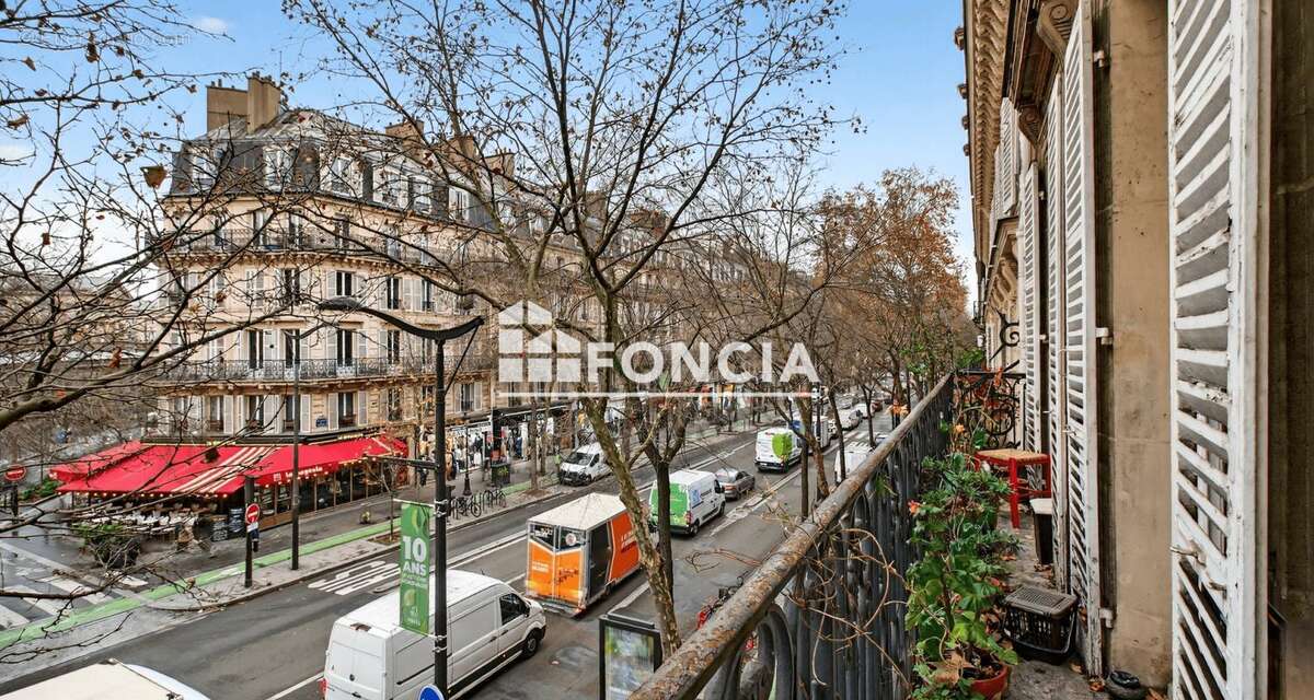 Appartement à PARIS-10E
