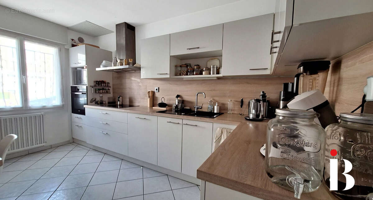 Maison familiale NANTES 115 m2 - Dépendance 20 m² - photo 4